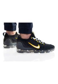 Buty do chodzenia męskie Nike Air Vapormax 2021. Zapięcie: sznurówki. Kolor: czarny. Materiał: syntetyk, tkanina, materiał. Szerokość cholewki: normalna. Sport: turystyka piesza