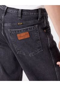 Wrangler - WRANGLER TEXAS MĘSKIE SPODNIE JEANSOWE WEATHERED BLACK W1218913P