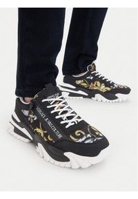 Versace Jeans Couture Sneakersy 78YA3SI5 Czarny. Kolor: czarny. Materiał: materiał #1
