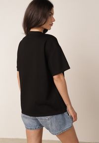 Born2be - Czarny Bawełniany T-shirt Oversize z Biżuteryjnymi Aplikacjami przy Dekolcie Tesana. Okazja: na co dzień, do pracy. Kolor: czarny. Materiał: bawełna. Wzór: aplikacja. Styl: elegancki, casual #2