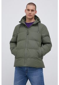 Rains Kurtka 1506 Puffer Jacket kolor zielony zimowa. Okazja: na co dzień. Kolor: zielony. Materiał: materiał. Wzór: gładki. Sezon: zima. Styl: casual #8
