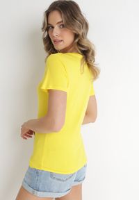 Born2be - Żółty Gładki T-shirt z Bawełny z Krótkim Rękawem Charise. Kolor: żółty. Materiał: bawełna. Długość rękawa: krótki rękaw. Długość: krótkie. Wzór: gładki. Sezon: wiosna, lato #4
