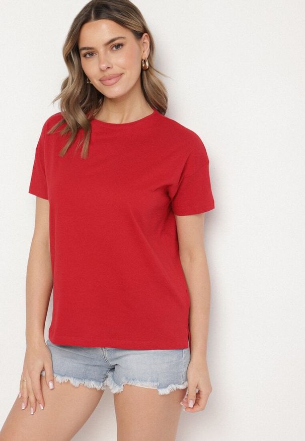 Born2be - Bordowy Klasyczny T-shirt Oversize z Bawełny Zivassa. Okazja: na co dzień. Kolor: czerwony. Materiał: bawełna. Styl: klasyczny