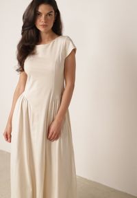 Born2be - Beżowa Wiskozowa Sukienka Taliowana z Przeszyciami Perusa. Okazja: na co dzień. Kolor: beżowy. Materiał: wiskoza. Typ sukienki: proste. Styl: elegancki, casual #4