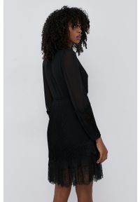 TwinSet - Twinset Sukienka kolor czarny mini rozkloszowana. Kolor: czarny. Materiał: tkanina, koronka. Długość rękawa: długi rękaw. Typ sukienki: rozkloszowane, plisowane. Długość: mini #5