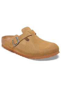 Klapki unisex Birkenstock Boston Corduroy Cork. Zapięcie: bez zapięcia. Kolor: zielony, brązowy. Materiał: zamsz, skóra. Szerokość cholewki: normalna. Sport: turystyka piesza
