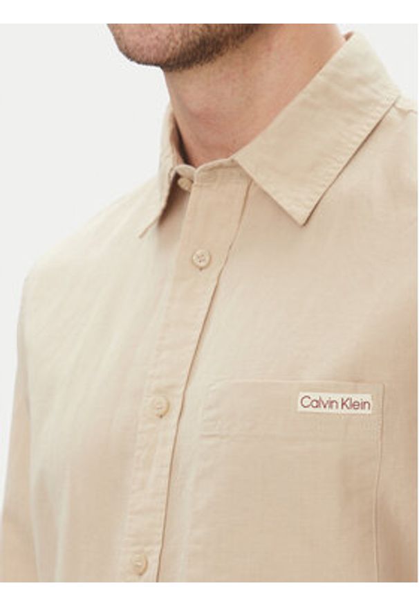Calvin Klein Jeans Koszula J30J327295 Beżowy Regular Fit. Kolor: beżowy. Materiał: bawełna