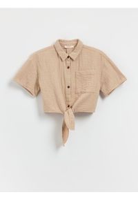 Reserved - Muślinowa koszula z wiązaniem - beżowy. Kolor: beżowy. Materiał: bawełna. Długość: krótkie #1