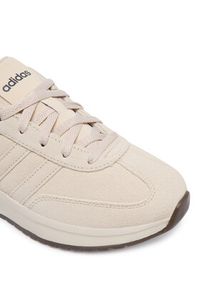 Adidas - adidas Sneakersy Run 70S 2.0 Shoes KJ7999 Beżowy jasny. Kolor: beżowy. Materiał: skóra, zamsz. Sport: bieganie #5