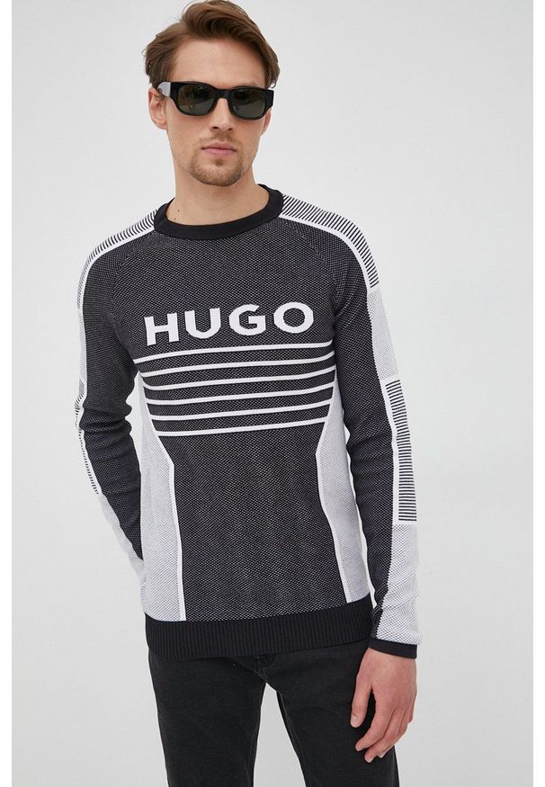 Hugo - HUGO sweter 50465223 męski kolor czarny lekki. Okazja: na co dzień. Kolor: czarny. Materiał: dzianina. Długość rękawa: długi rękaw. Długość: długie. Styl: casual