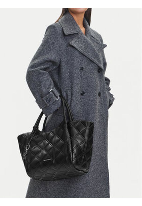 Emporio Armani Torebka EW001009 AF17630 UC001 Czarny. Kolor: czarny. Materiał: skórzane