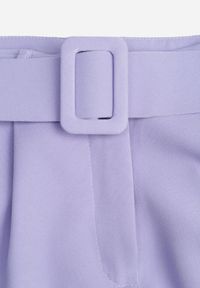 Renee - Fioletowe Spodnie Garniturowe High Waist z Paskiem Wenus. Okazja: na spotkanie biznesowe, na co dzień. Stan: podwyższony. Kolor: fioletowy. Materiał: materiał, tkanina. Wzór: jednolity, gładki. Styl: biznesowy, casual #5