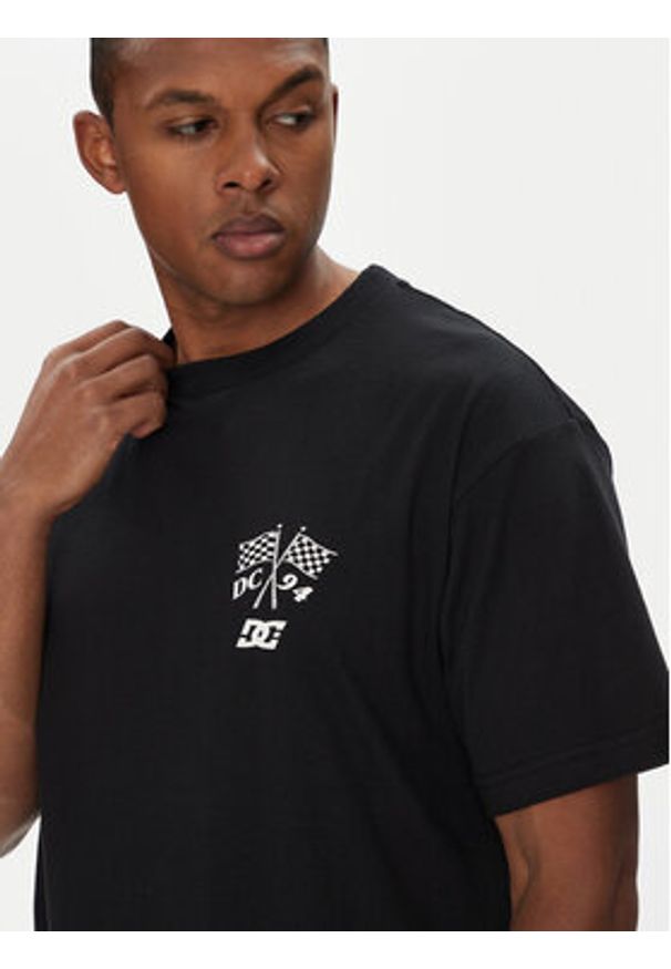 DC T-Shirt ADYZT05467 Czarny Regular Fit. Kolor: czarny. Materiał: bawełna