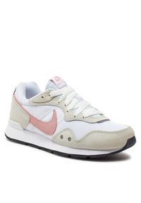 Nike Sneakersy Venture Runner CK2948 104 Biały. Kolor: biały. Materiał: materiał #4