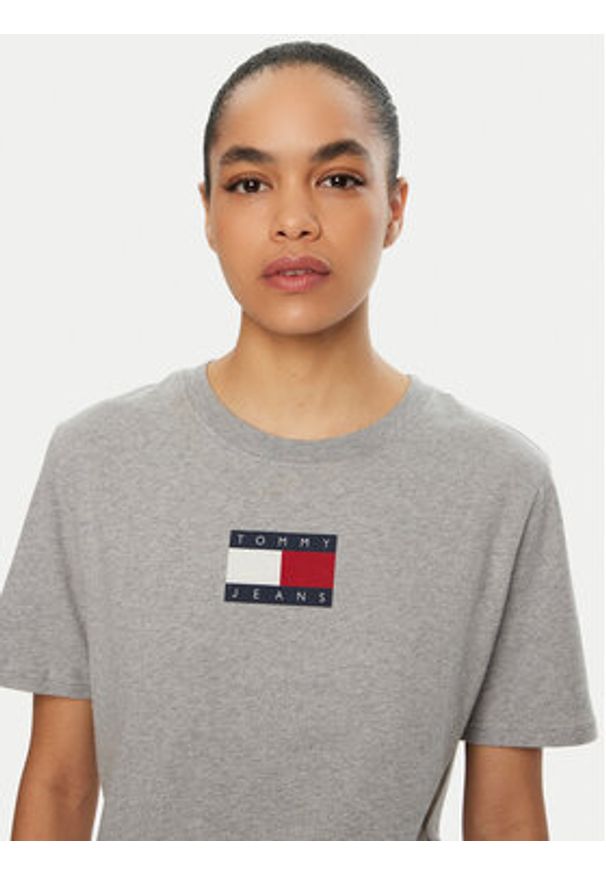 Tommy Jeans T-Shirt DW0DW20461 Szary Relaxed Fit. Kolor: szary. Materiał: bawełna