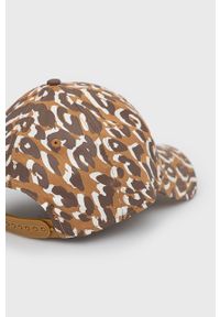 New Era czapka bawełniana kolor brązowy z aplikacją. Kolor: brązowy. Materiał: bawełna. Wzór: aplikacja #2