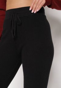 Born2be - Czarne Spodnie Dzwony z Dzianiny z Wiskozą Zetiva. Kolor: czarny. Materiał: dzianina, wiskoza #7