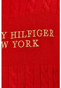 TOMMY HILFIGER - Tommy Hilfiger - Sweter. Okazja: na co dzień. Kolor: czerwony. Długość rękawa: długi rękaw. Długość: długie. Wzór: aplikacja, ze splotem. Styl: casual #4