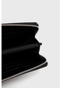 Calvin Klein Jeans - Portfel. Kolor: czarny. Materiał: materiał. Wzór: gładki #3