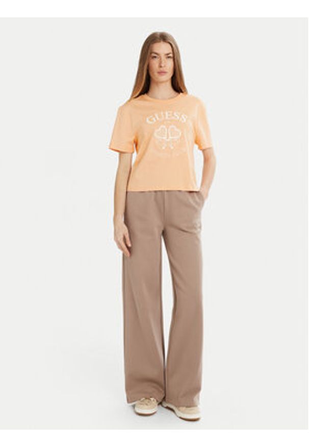 Guess T-Shirt V5GI04 I3Z14 Pomarańczowy Regular Fit. Kolor: pomarańczowy. Materiał: bawełna