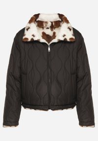 Born2be - Czarna Dwustronna Pikowana Kurtka z Futerkiem w Łaty Meviatella. Okazja: na co dzień. Kolor: czarny. Materiał: futro. Styl: klasyczny, casual #5