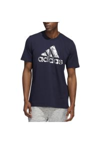 Adidas - Koszulka adidas Liquid Foil Badge Of Sport Graphic HK9159 - granatowa. Kolor: niebieski. Materiał: materiał, bawełna, dresówka. Długość rękawa: krótki rękaw. Długość: krótkie
