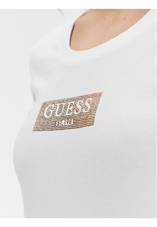 Guess T-Shirt W4RI33 J1314 Biały Slim Fit. Kolor: biały. Materiał: bawełna