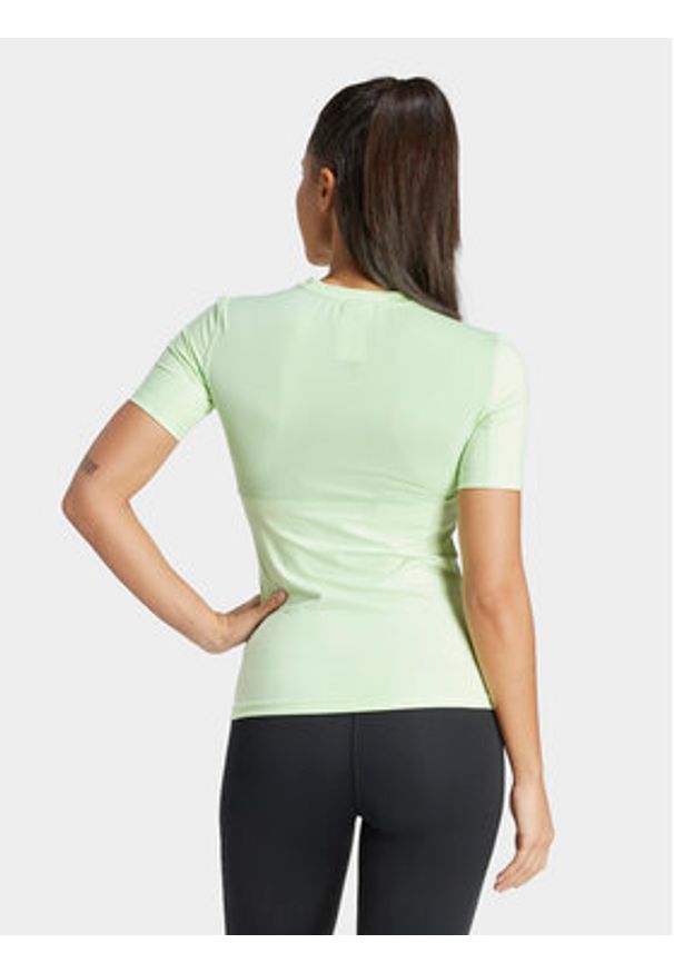 Adidas - adidas Koszulka techniczna Techfit Training IT6742 Zielony Slim Fit. Kolor: zielony. Materiał: syntetyk. Technologia: Techfit (Adidas)