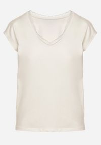 Born2be - Biały Bawełniany T-shirt z Koronką przy Dekolcie Ralettia. Okazja: na co dzień. Kolor: biały. Materiał: bawełna, koronka. Wzór: koronka. Styl: casual