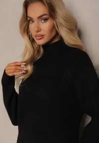 Renee - Czarna Pudełkowa Sukienka Sweterkowa Półgolf z Wełną Norawen. Okazja: na co dzień. Kolor: czarny. Materiał: wełna. Styl: klasyczny, casual #5
