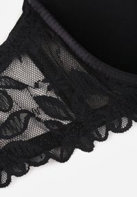 Renee - Czarny Biustonosz Push-Up z Koronką i Wycięciem z Przodu Sariaris. Kolor: czarny. Materiał: koronka. Rodzaj stanika: push-up. Wzór: koronka #5