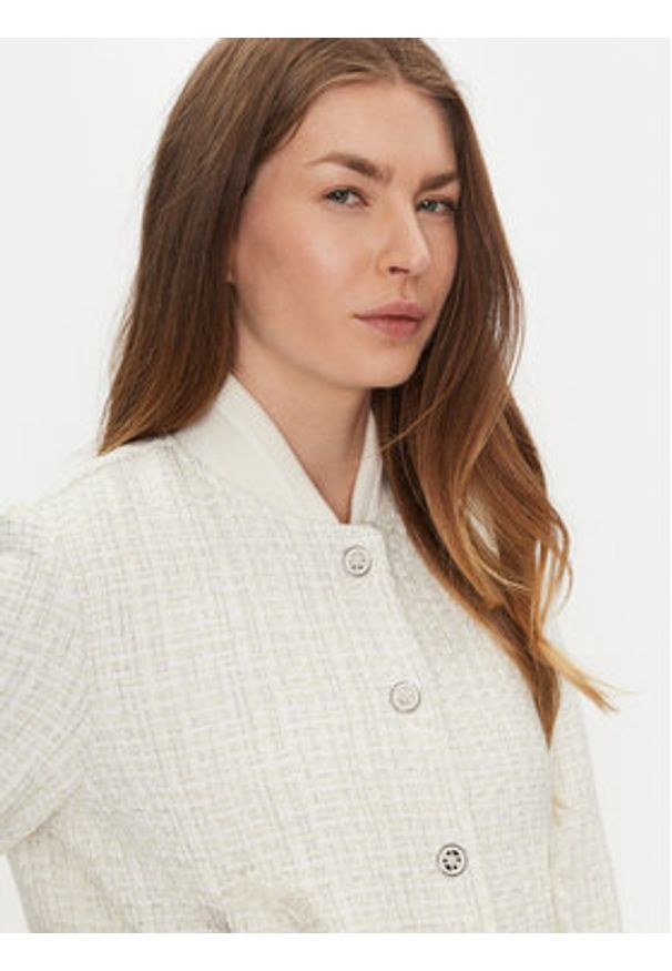 Guess Kurtka przejściowa W5RL10 WGVH2 Écru Regular Fit. Materiał: syntetyk