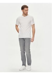 TOMMY HILFIGER - Tommy Hilfiger Komplet 3 t-shirtów UM0UM03137 Biały Regular Fit. Kolor: biały. Materiał: bawełna #7