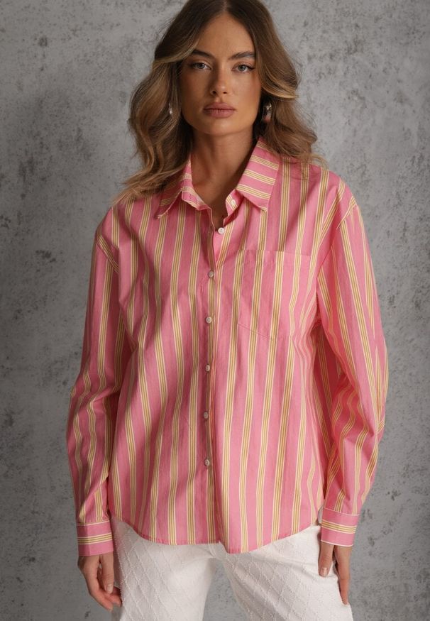 Renee - Różowa Koszula z Bawełny Oversize w Pionowe Paski Telaria. Kolor: różowy. Materiał: bawełna. Wzór: paski