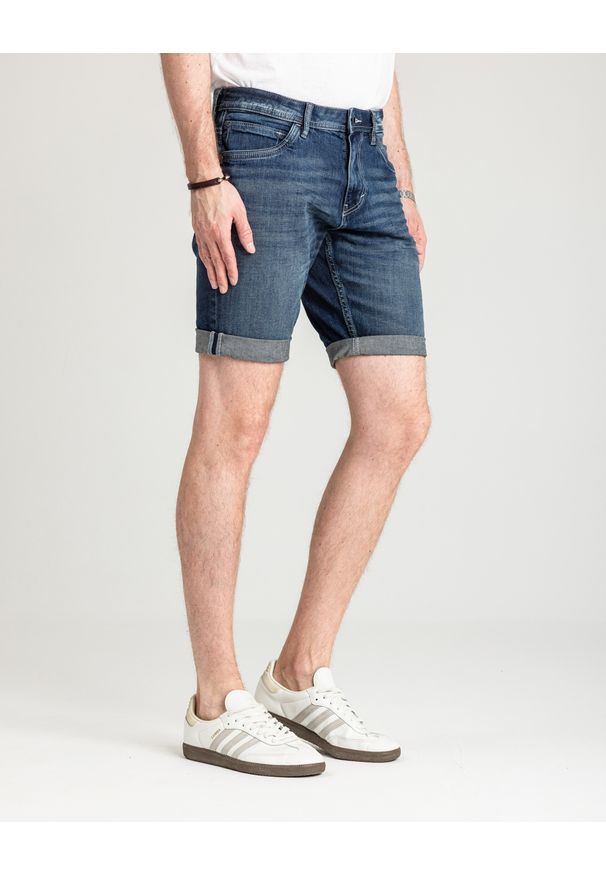 Męskie Krótkie Spodenki Tom Tailor TTJosh Regular Slim Jeans Short 1044973. Okazja: na spacer, na co dzień. Materiał: jeans. Długość: krótkie. Sezon: lato. Styl: wakacyjny, elegancki, casual, klasyczny