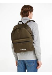 TOMMY HILFIGER - Tommy Hilfiger Plecak Th Monotype Dome Backpack AM0AM12112 Zielony. Kolor: zielony