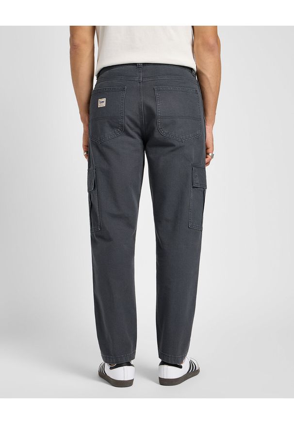 Lee - LEE MĘSKIE SPODNIE MATERIAŁOWE CARGO PANT DARK MUTED GRAY 112355783 L72K008531