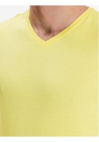 United Colors of Benetton - United Colors Of Benetton T-Shirt 3U53J4231 Żółty Regular Fit. Kolor: żółty. Materiał: bawełna #5