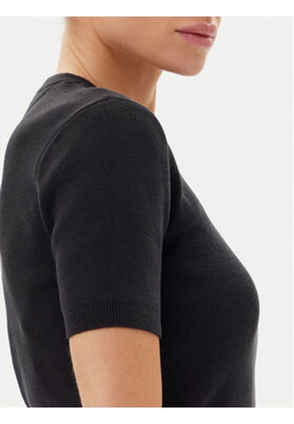 Tommy Jeans Sweter Essential DW0DW19336 Czarny Regular Fit. Kolor: czarny. Materiał: bawełna