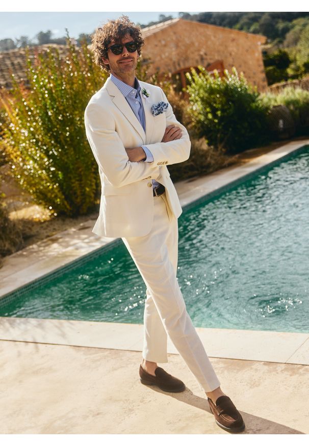 Pako Lorente - PAKO LORENTE - Beżowa marynarka garniturowa z lnem. Kolor: beżowy. Materiał: len. Wzór: gładki. Sezon: wiosna