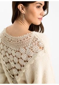 Sweter "nietoperz" z koronką bonprix kremowy. Kolor: beżowy. Materiał: koronka. Wzór: koronka #3