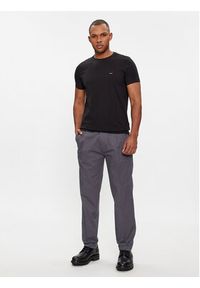 Calvin Klein T-Shirt K10K112724 Czarny Slim Fit. Kolor: czarny. Materiał: bawełna