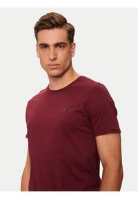 Tommy Jeans T-Shirt DM0DM04411 Bordowy Slim Fit. Kolor: czerwony. Materiał: bawełna #4