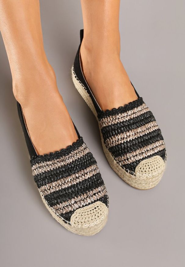 Renee - Czarne Espadryle na Platformie Ozdobione Plecionką w Stylu Boho Lelisse. Okazja: na co dzień. Kolor: czarny. Wzór: aplikacja. Sezon: lato. Obcas: na platformie. Styl: boho