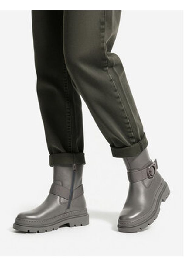 G-Star RAW - G-Star Raw Botki CEO-WI45-VR-3400-03 Szary. Kolor: szary. Materiał: skóra