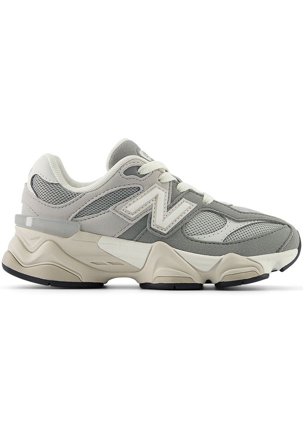 Buty dziecięce New Balance PC9060EM – szare. Okazja: na uczelnię, na co dzień. Kolor: szary. Materiał: guma, syntetyk, materiał. Szerokość cholewki: normalna. Sport: turystyka piesza