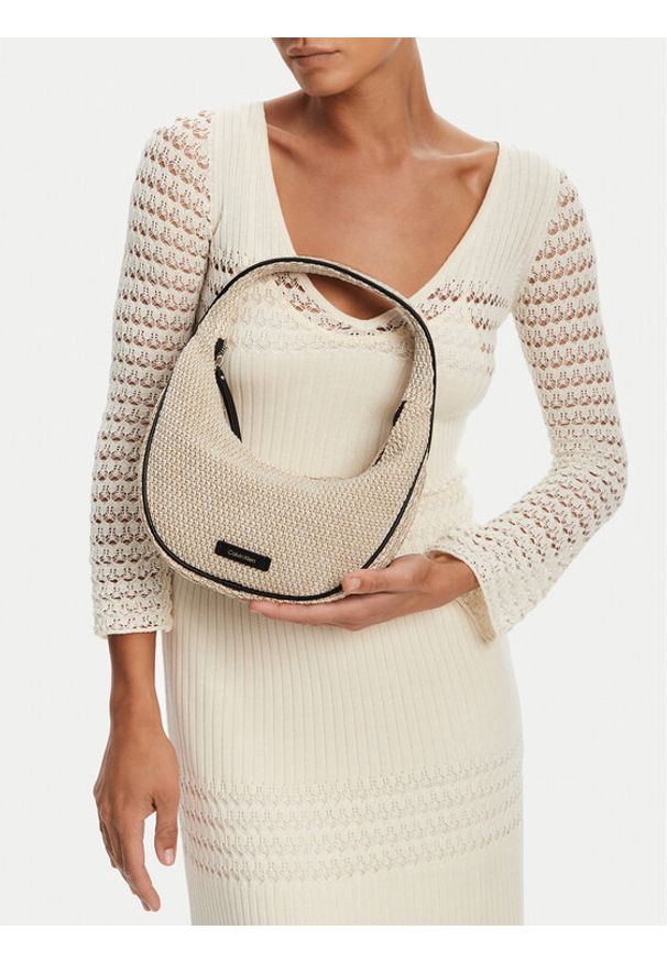 Calvin Klein Torebka Pinched Raffia Medium Shoulder B LV04F3079G Beżowy. Kolor: beżowy