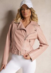 Renee - Różowa Kurtka o Kroju Ramoneski z Paskiem ze Sprzączką Evelvila. Okazja: na spacer. Kolor: różowy. Materiał: jeans, wiskoza, materiał. Styl: elegancki, wizytowy, rockowy