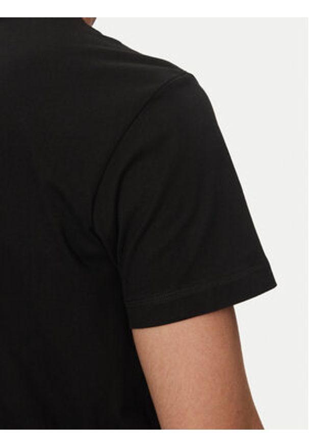 Guess T-Shirt 173007 Czarny Classic Fit. Kolor: czarny. Materiał: bawełna