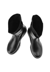 Czarne Botki Maciejka Stylowe Buty Damskie Na Platformie. Okazja: na co dzień. Kolor: czarny. Materiał: skóra. Szerokość cholewki: normalna. Obcas: na platformie. Styl: elegancki #8